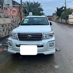 تۆیۆتا لاند کروزەر
